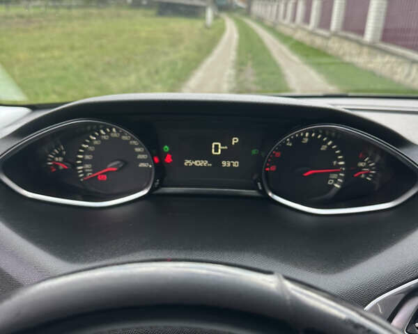 Серый Пежо 308, объемом двигателя 1.56 л и пробегом 254 тыс. км за 10300 $, фото 19 на Automoto.ua