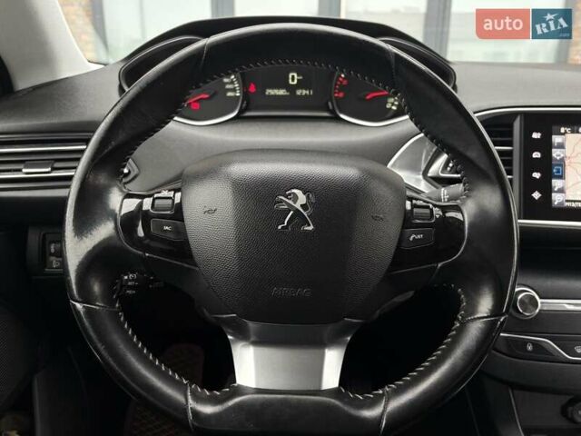 Сірий Пежо 308, об'ємом двигуна 1.6 л та пробігом 290 тис. км за 9000 $, фото 4 на Automoto.ua