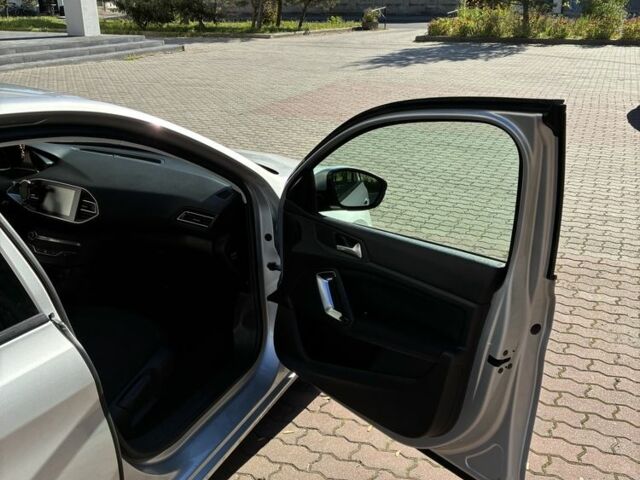 Сірий Пежо 308, об'ємом двигуна 1.6 л та пробігом 242 тис. км за 8500 $, фото 15 на Automoto.ua