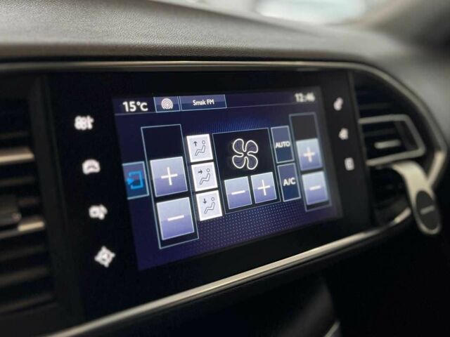 Серый Пежо 308, объемом двигателя 1.6 л и пробегом 214 тыс. км за 9500 $, фото 16 на Automoto.ua