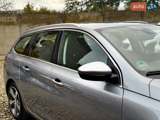 Пежо 308 2016 в Стрые на Automoto.ua Серый Пежо 308, объемом двигателя 2 л и пробегом 104 тыс. км за 12999 $, фото 11 на Automoto.ua