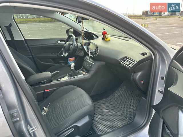Серый Пежо 308, объемом двигателя 1.56 л и пробегом 228 тыс. км за 9200 $, фото 11 на Automoto.ua