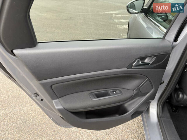 Серый Пежо 308, объемом двигателя 1.56 л и пробегом 295 тыс. км за 8799 $, фото 15 на Automoto.ua