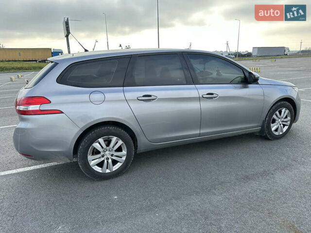 Серый Пежо 308, объемом двигателя 1.56 л и пробегом 228 тыс. км за 9200 $, фото 7 на Automoto.ua