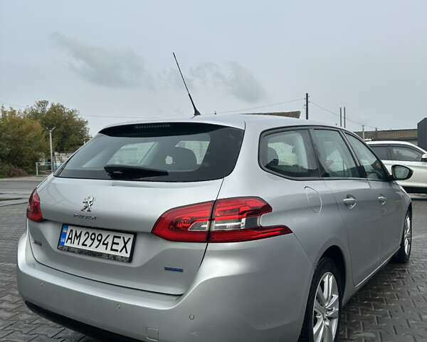Сірий Пежо 308, об'ємом двигуна 1.6 л та пробігом 265 тис. км за 8300 $, фото 2 на Automoto.ua