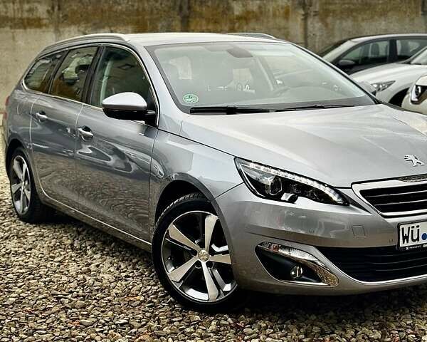Пежо 308 2016 в Стрые на Automoto.ua Серый Пежо 308, объемом двигателя 2 л и пробегом 104 тыс. км за 12999 $, фото 5 на Automoto.ua