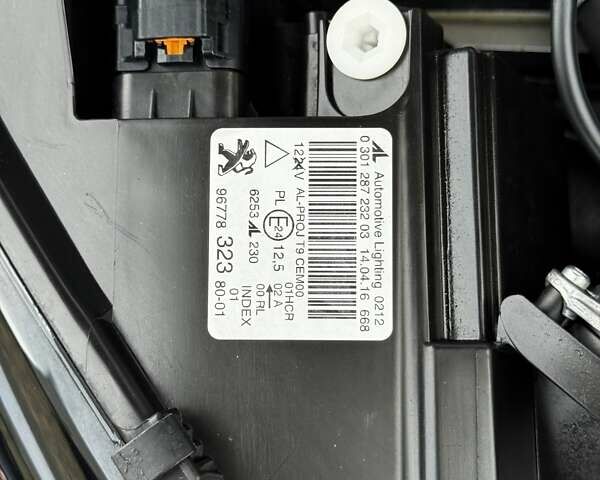 Пежо 308 2016 в Стрые на Automoto.ua Серый Пежо 308, объемом двигателя 2 л и пробегом 104 тыс. км за 12999 $, фото 57 на Automoto.ua