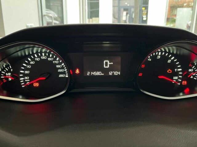 Серый Пежо 308, объемом двигателя 1.6 л и пробегом 214 тыс. км за 9500 $, фото 13 на Automoto.ua