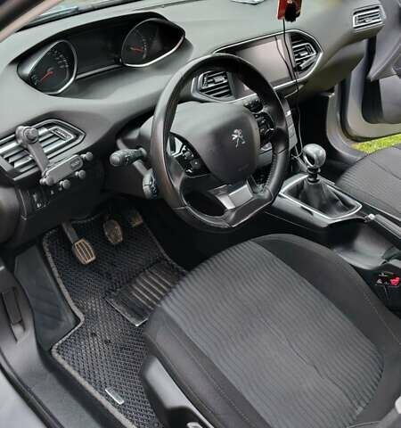 Сірий Пежо 308, об'ємом двигуна 1.56 л та пробігом 224 тис. км за 8250 $, фото 8 на Automoto.ua