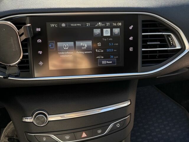 Сірий Пежо 308, об'ємом двигуна 1.6 л та пробігом 242 тис. км за 8500 $, фото 23 на Automoto.ua