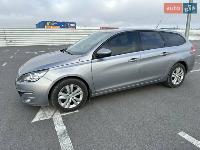 Серый Пежо 308, объемом двигателя 1.56 л и пробегом 228 тыс. км за 9200 $, фото 2 на Automoto.ua