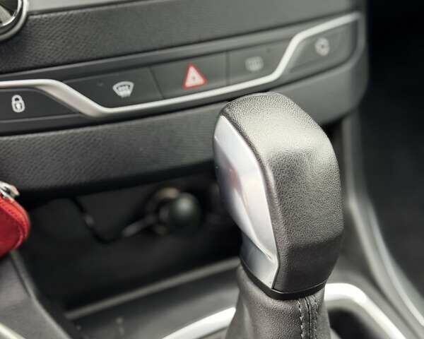 Пежо 308 2016 в Стрые на Automoto.ua Серый Пежо 308, объемом двигателя 2 л и пробегом 104 тыс. км за 12999 $, фото 90 на Automoto.ua