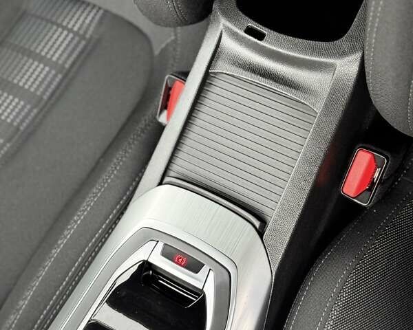 Пежо 308 2016 в Стрые на Automoto.ua Серый Пежо 308, объемом двигателя 2 л и пробегом 104 тыс. км за 12999 $, фото 92 на Automoto.ua