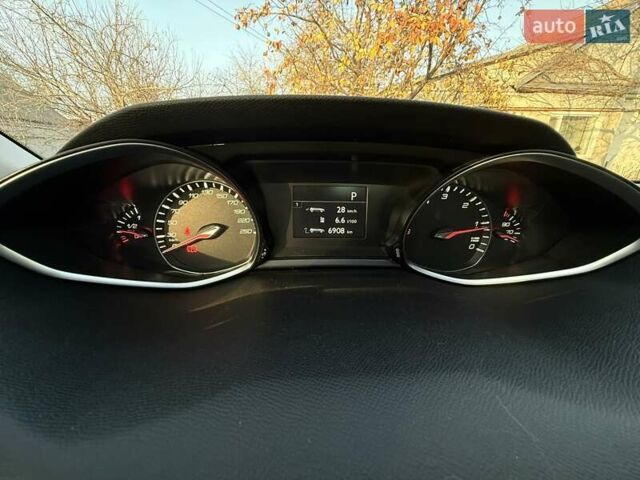 Серый Пежо 308, объемом двигателя 1.56 л и пробегом 192 тыс. км за 12600 $, фото 19 на Automoto.ua