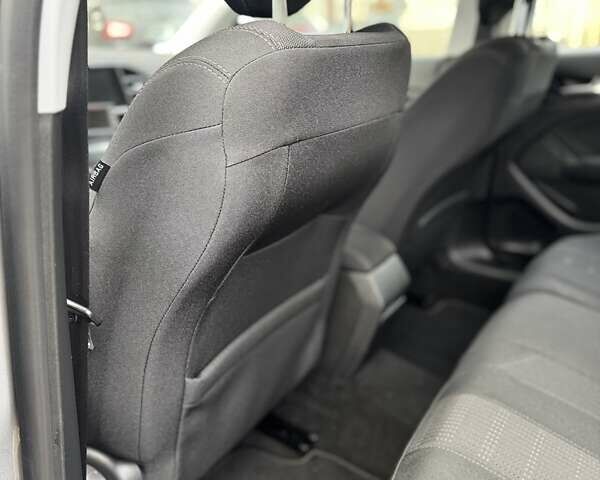 Пежо 308 2016 в Стрые на Automoto.ua Серый Пежо 308, объемом двигателя 2 л и пробегом 104 тыс. км за 12999 $, фото 72 на Automoto.ua