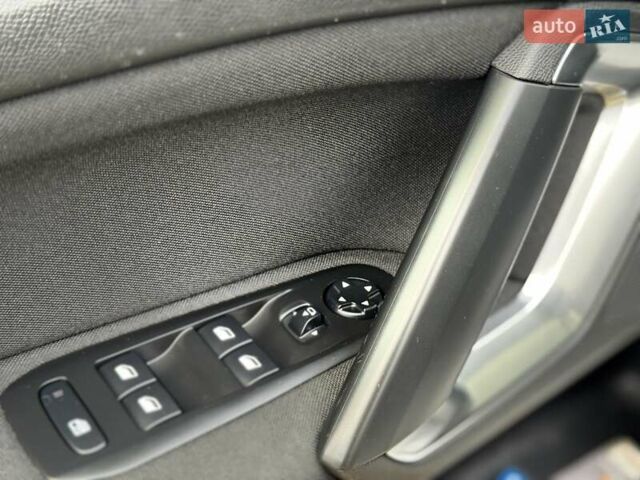 Пежо 308 2016 в Стрые на Automoto.ua Серый Пежо 308, объемом двигателя 2 л и пробегом 104 тыс. км за 12999 $, фото 77 на Automoto.ua