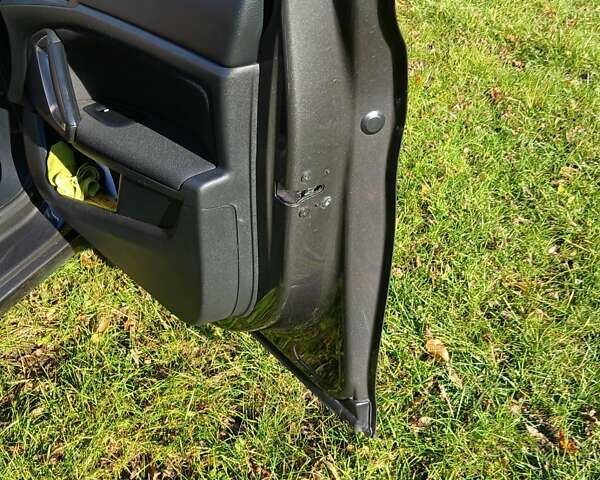 Пежо 308 2016 в Тернополе на Automoto.ua Серый Пежо 308, объемом двигателя 1.6 л и пробегом 290 тыс. км за 9200 $, фото 8 на Automoto.ua