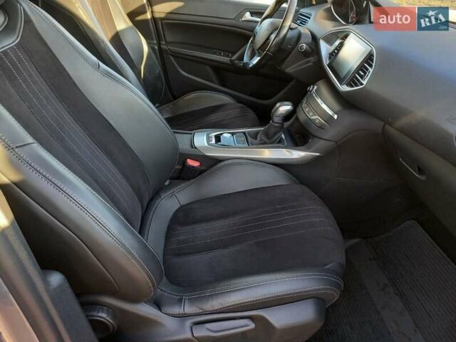 Серый Пежо 308, объемом двигателя 1.6 л и пробегом 161 тыс. км за 10900 $, фото 11 на Automoto.ua