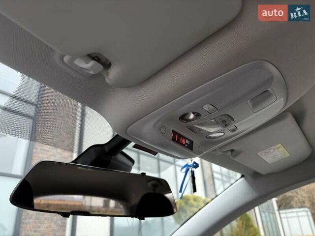 Серый Пежо 308, объемом двигателя 1.6 л и пробегом 290 тыс. км за 9200 $, фото 17 на Automoto.ua