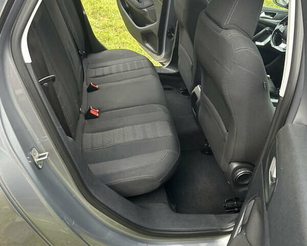 Серый Пежо 308, объемом двигателя 1.56 л и пробегом 254 тыс. км за 10300 $, фото 16 на Automoto.ua