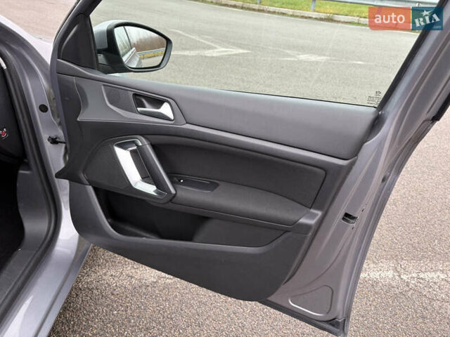 Серый Пежо 308, объемом двигателя 1.56 л и пробегом 295 тыс. км за 8799 $, фото 13 на Automoto.ua