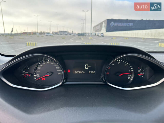 Серый Пежо 308, объемом двигателя 1.56 л и пробегом 228 тыс. км за 9200 $, фото 21 на Automoto.ua