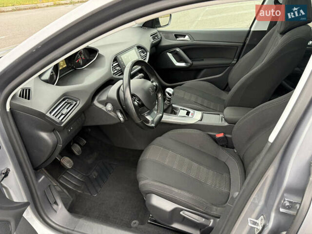 Серый Пежо 308, объемом двигателя 1.56 л и пробегом 295 тыс. км за 8799 $, фото 10 на Automoto.ua