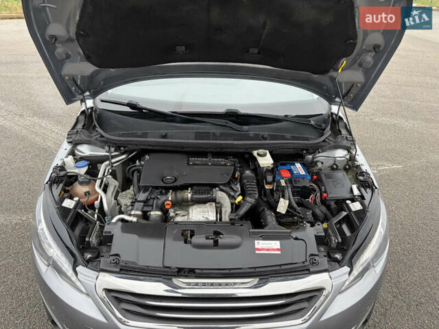 Серый Пежо 308, объемом двигателя 1.56 л и пробегом 295 тыс. км за 8799 $, фото 8 на Automoto.ua