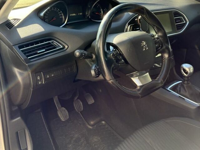 Сірий Пежо 308, об'ємом двигуна 1.6 л та пробігом 242 тис. км за 8500 $, фото 10 на Automoto.ua