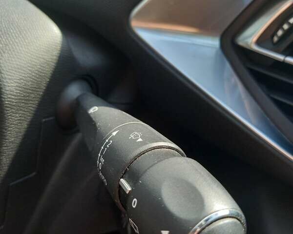 Серый Пежо 308, объемом двигателя 1.56 л и пробегом 260 тыс. км за 11900 $, фото 21 на Automoto.ua