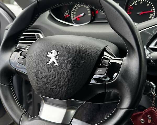 Пежо 308 2016 в Стрые на Automoto.ua Серый Пежо 308, объемом двигателя 2 л и пробегом 104 тыс. км за 12999 $, фото 86 на Automoto.ua