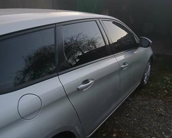 Серый Пежо 308, объемом двигателя 1.56 л и пробегом 233 тыс. км за 9200 $, фото 4 на Automoto.ua