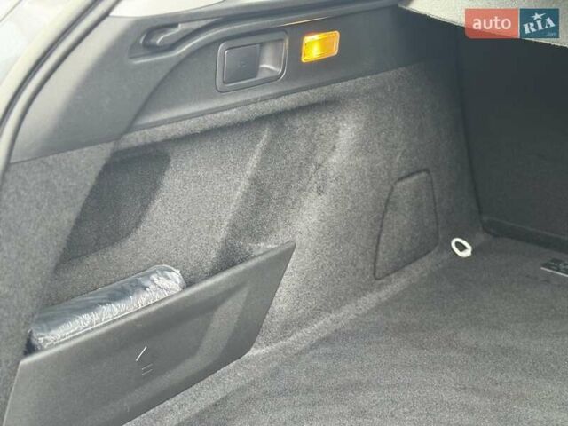 Пежо 308 2016 в Стрые на Automoto.ua Серый Пежо 308, объемом двигателя 2 л и пробегом 104 тыс. км за 12999 $, фото 65 на Automoto.ua