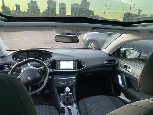 Пежо 308 2016 в Киеве на Automoto.ua Серый Пежо 308, объемом двигателя 1.6 л и пробегом 184 тыс. км за 11500 $, фото 12 на Automoto.ua