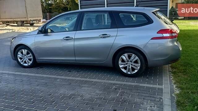 Серый Пежо 308, объемом двигателя 1.56 л и пробегом 217 тыс. км за 6000 $, фото 5 на Automoto.ua