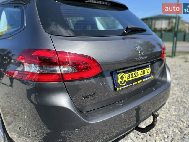 Сірий Пежо 308, об'ємом двигуна 1.56 л та пробігом 195 тис. км за 10700 $, фото 6 на Automoto.ua