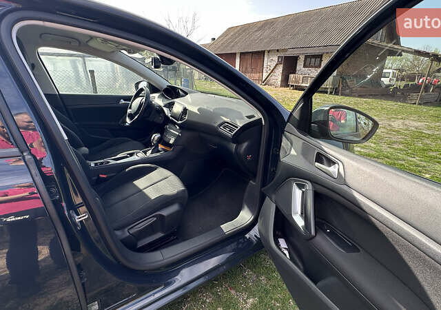 Серый Пежо 308, объемом двигателя 1.6 л и пробегом 205 тыс. км за 11000 $, фото 14 на Automoto.ua