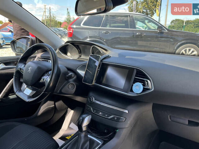 Сірий Пежо 308, об'ємом двигуна 1.56 л та пробігом 195 тис. км за 10700 $, фото 23 на Automoto.ua