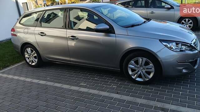 Серый Пежо 308, объемом двигателя 1.56 л и пробегом 217 тыс. км за 6000 $, фото 4 на Automoto.ua