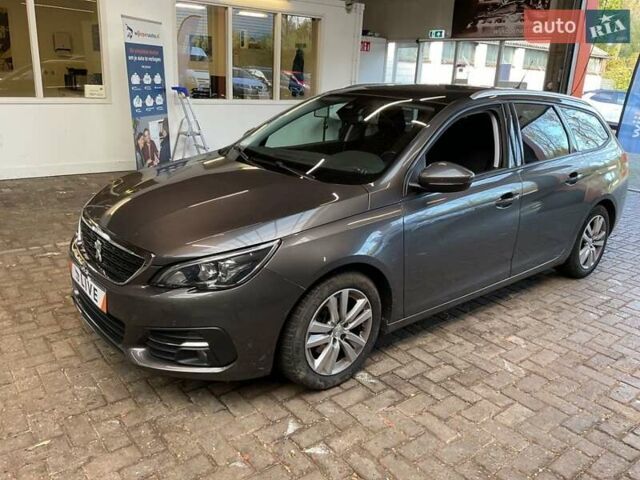 Серый Пежо 308, объемом двигателя 1.2 л и пробегом 161 тыс. км за 11200 $, фото 17 на Automoto.ua