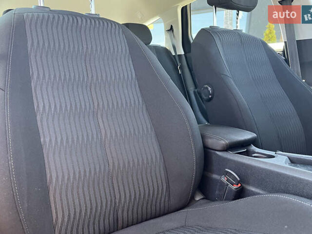 Сірий Пежо 308, об'ємом двигуна 1.56 л та пробігом 195 тис. км за 10700 $, фото 24 на Automoto.ua