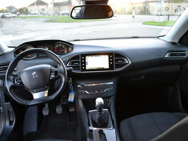 Серый Пежо 308, объемом двигателя 1.6 л и пробегом 244 тыс. км за 9800 $, фото 27 на Automoto.ua