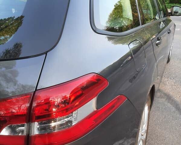 Серый Пежо 308, объемом двигателя 1.56 л и пробегом 254 тыс. км за 10950 $, фото 135 на Automoto.ua