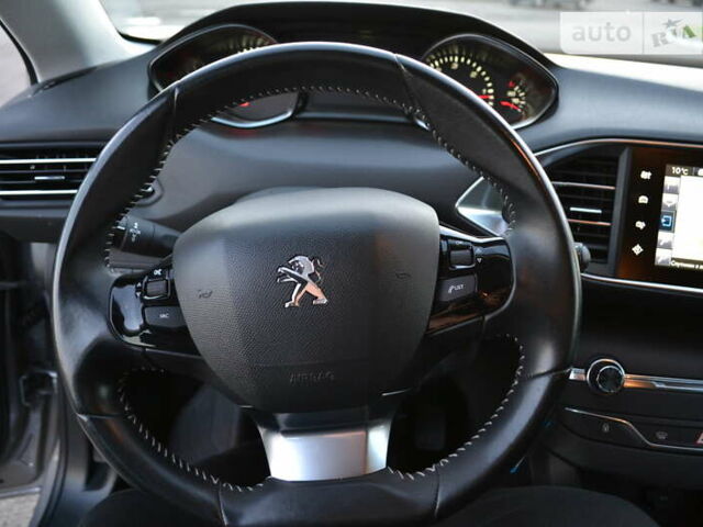 Серый Пежо 308, объемом двигателя 1.6 л и пробегом 244 тыс. км за 9800 $, фото 25 на Automoto.ua