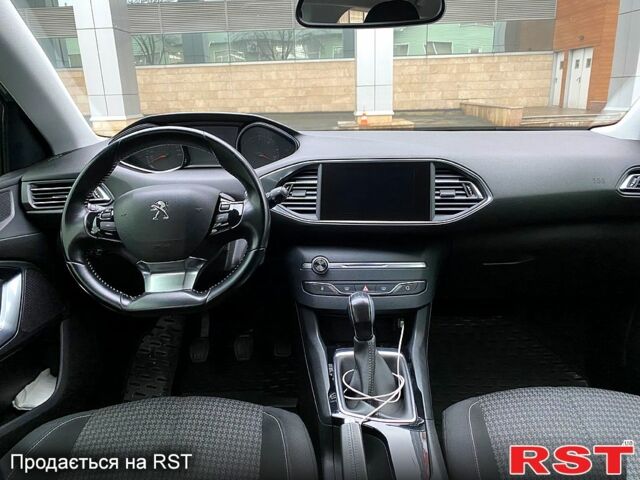 Сірий Пежо 308, об'ємом двигуна 1.6 л та пробігом 237 тис. км за 9700 $, фото 6 на Automoto.ua