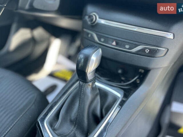 Сірий Пежо 308, об'ємом двигуна 1.56 л та пробігом 195 тис. км за 10700 $, фото 26 на Automoto.ua