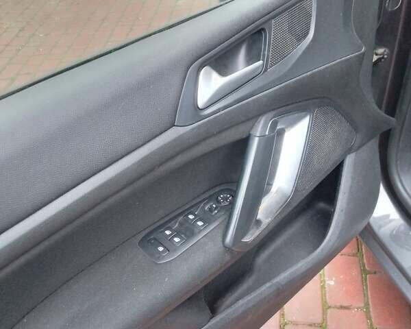 Серый Пежо 308, объемом двигателя 1.56 л и пробегом 160 тыс. км за 8000 $, фото 12 на Automoto.ua