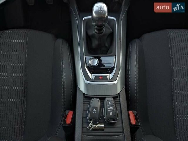 Сірий Пежо 308, об'ємом двигуна 1.5 л та пробігом 148 тис. км за 13600 $, фото 19 на Automoto.ua