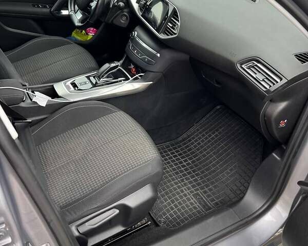 Серый Пежо 308, объемом двигателя 1.5 л и пробегом 155 тыс. км за 13100 $, фото 21 на Automoto.ua