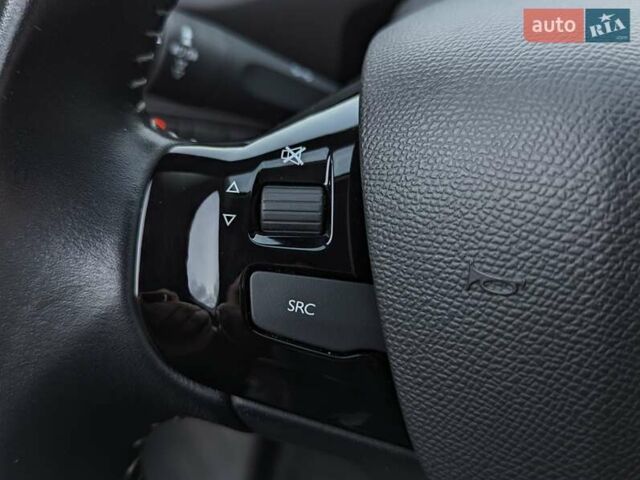 Сірий Пежо 308, об'ємом двигуна 1.5 л та пробігом 148 тис. км за 13600 $, фото 25 на Automoto.ua